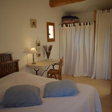 Hotel Saba Cabrières-dʼAvignon Zewnętrze zdjęcie