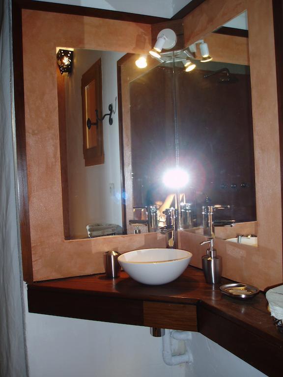 Hotel Saba Cabrières-dʼAvignon Pokój zdjęcie